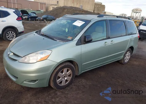 2007 Toyota Sienna Le z USA, uszkodzony, nr VIN 5TDZK23C77S098812